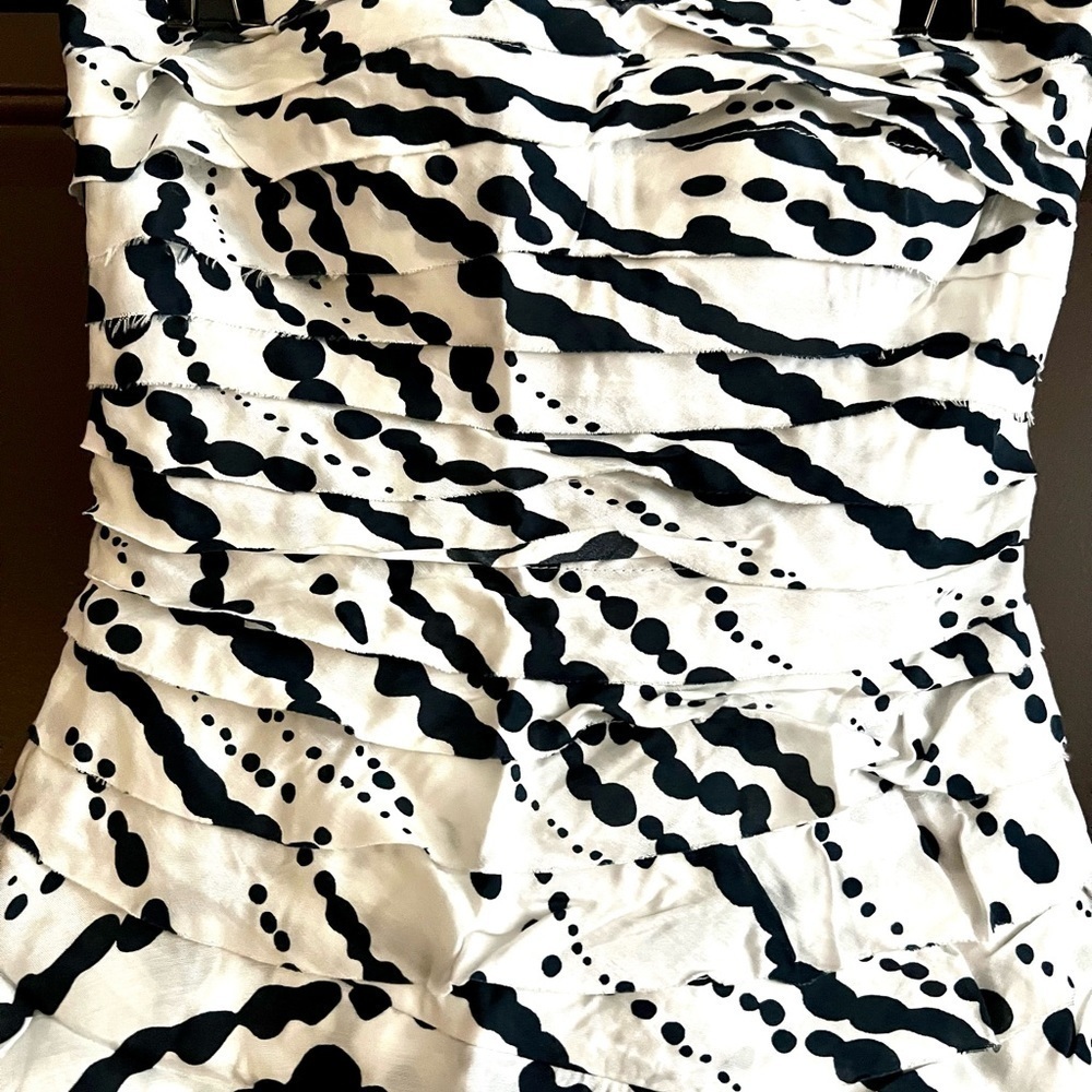 Strapless Mini Tube Dress By Jessica Simpson! Perfect 4 Girls Night! 💕 - Picture 4 of 16